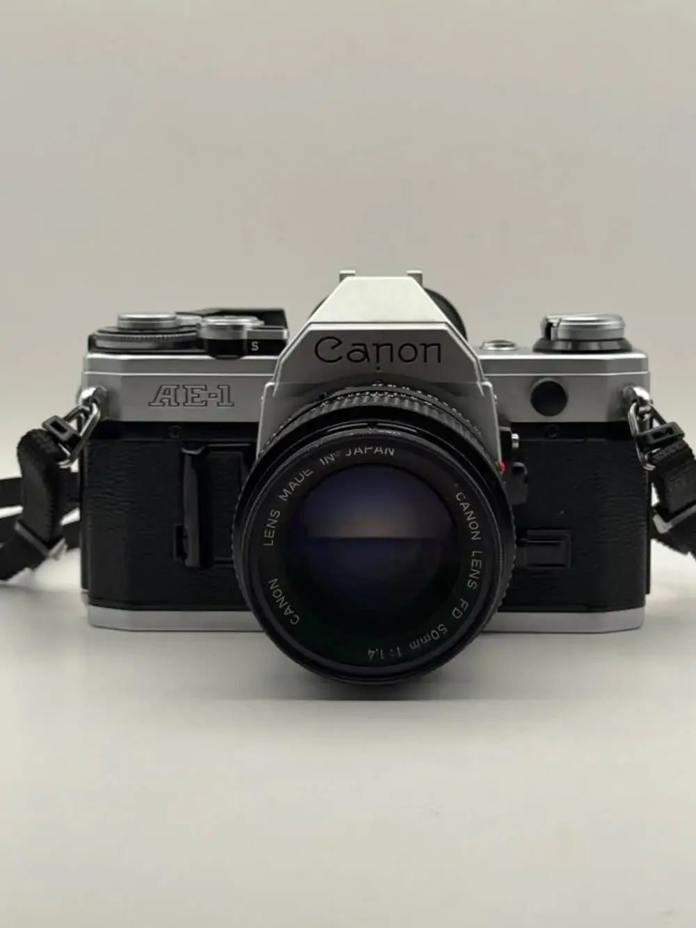 Canon AE-1 35mm SLR Film Camera FD 50mm f/1.4 Lens Silver Black Vintage Untested
